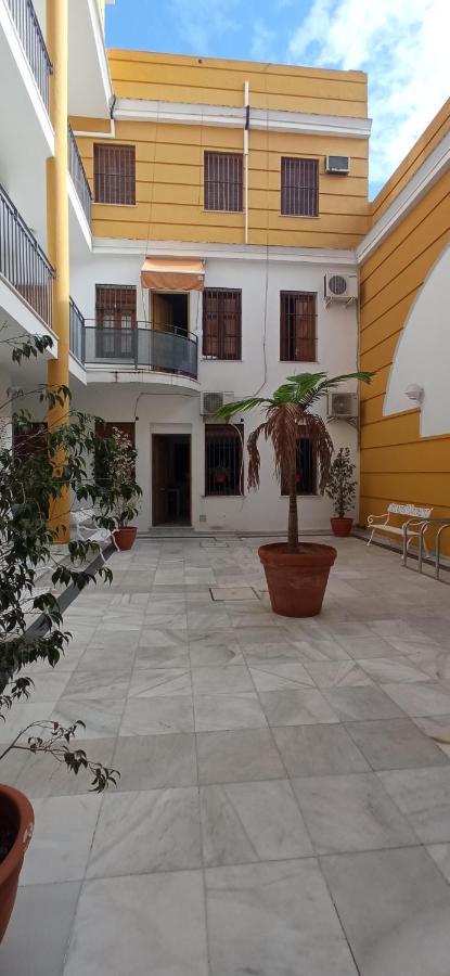 Apartamento Duenas Севилья Экстерьер фото